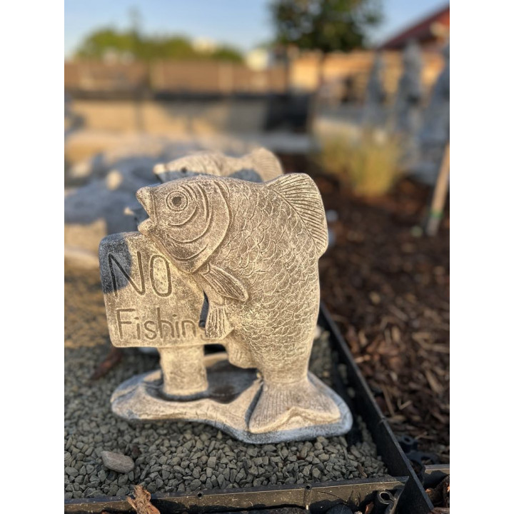 No Fishing szobor (szürke)