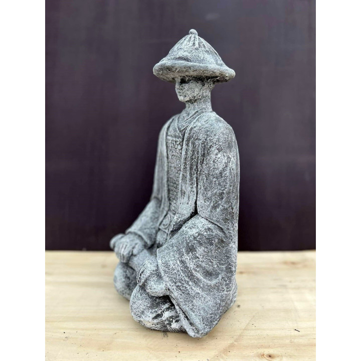 Zászlót tartó térdelő szamuráj 43cm