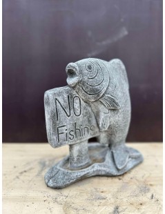 No Fishing szobor (szürke)