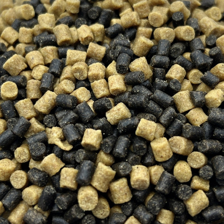 Winter Mix 4,5mm süllyedős kerti tavi haltáp (1kg)