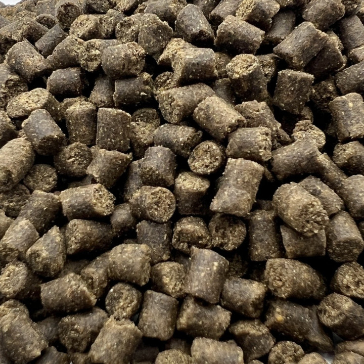 Coppens Intensive 4,5 mm süllyedős pellet koi pontyoknak 1 kg