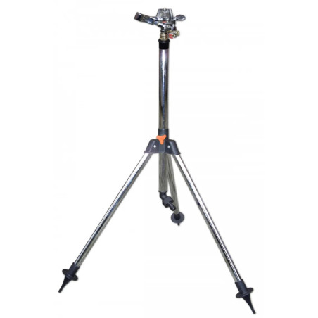 Kalapácsos szektoros cink szórófej állványon