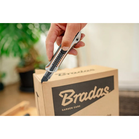 Alu tapétavágó kés 18mm (DIY-KN1810)