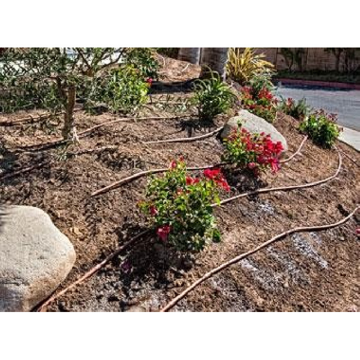 PC csepegtető cső Dynomac PC DN 16 mm 33 cm, 4 l/h, 25 m nyomás kompenzált ( föld alá is fektethető )